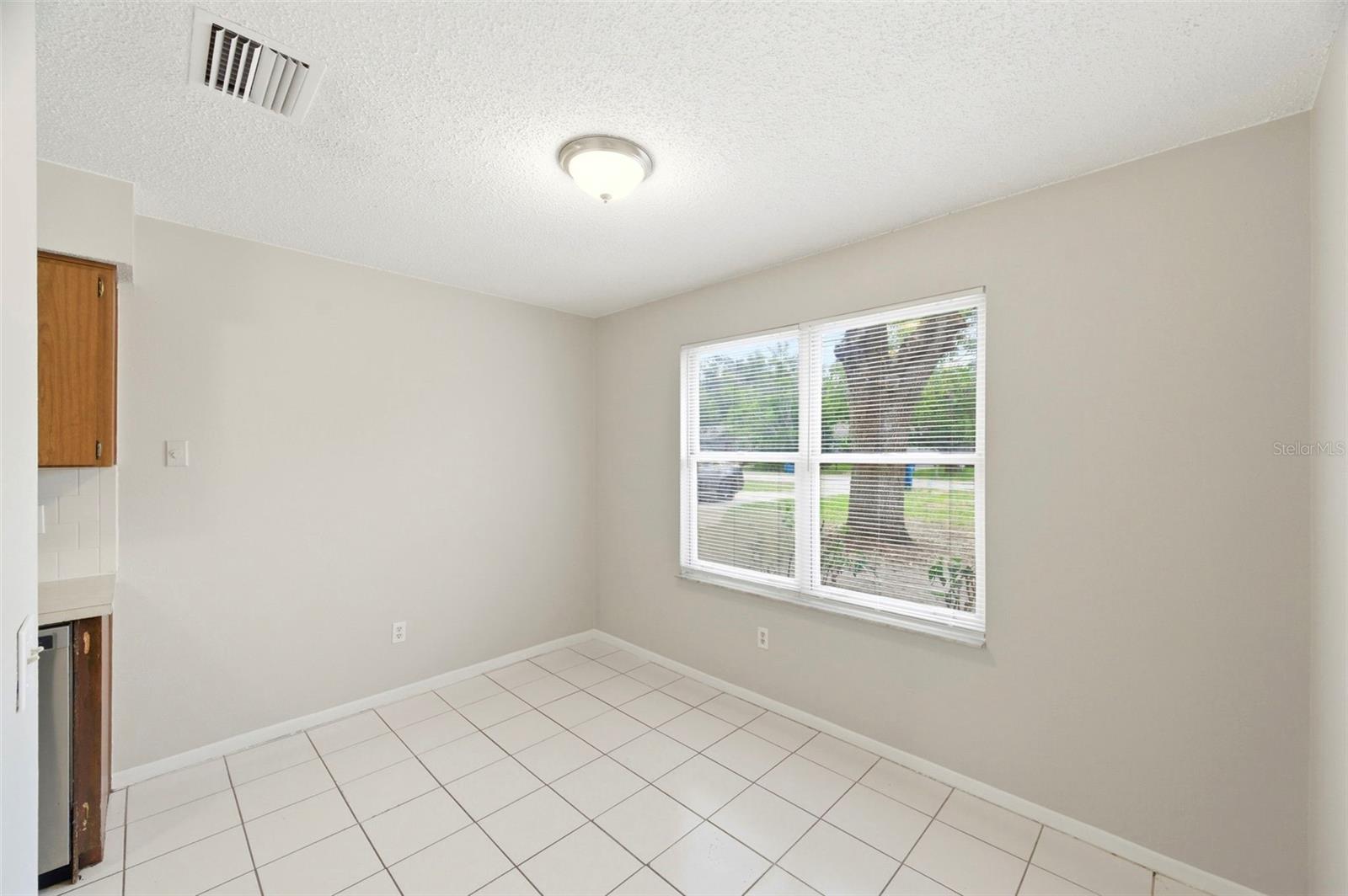 8124 Omaha Cir Property Photo 7