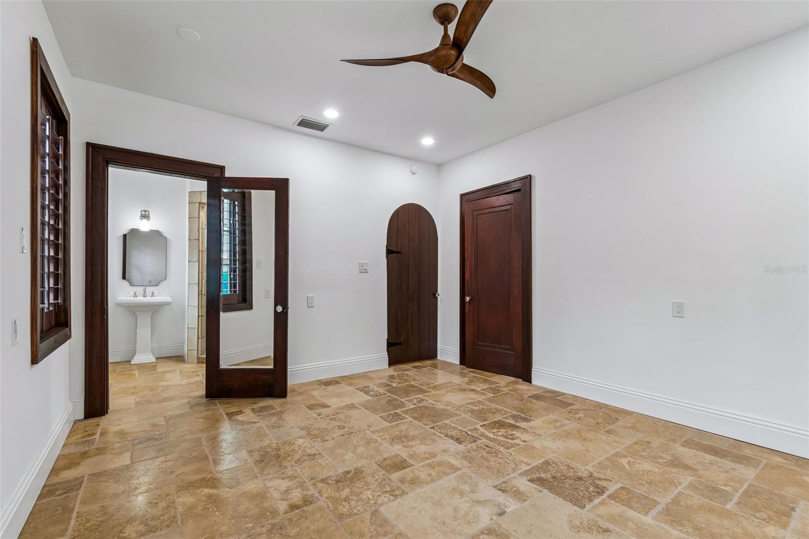 2603 S Parkview St Property Photo 66