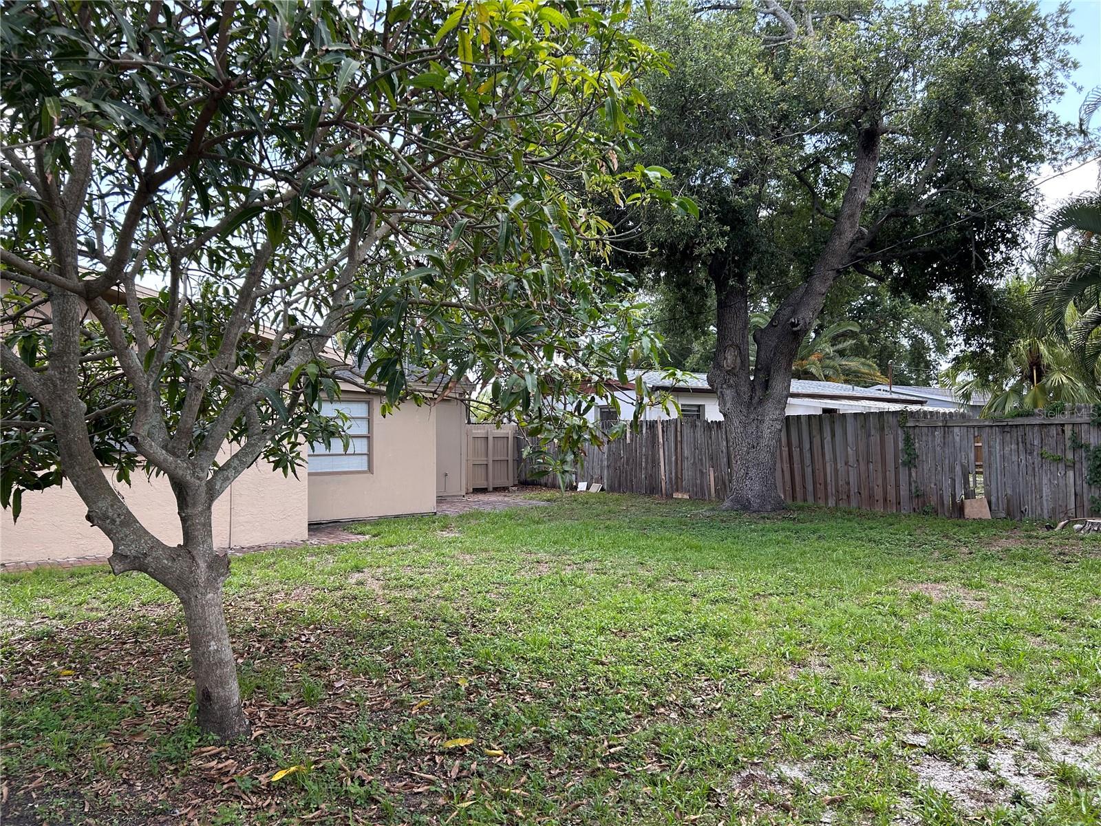 6971 78th Ave N Property Photo 28