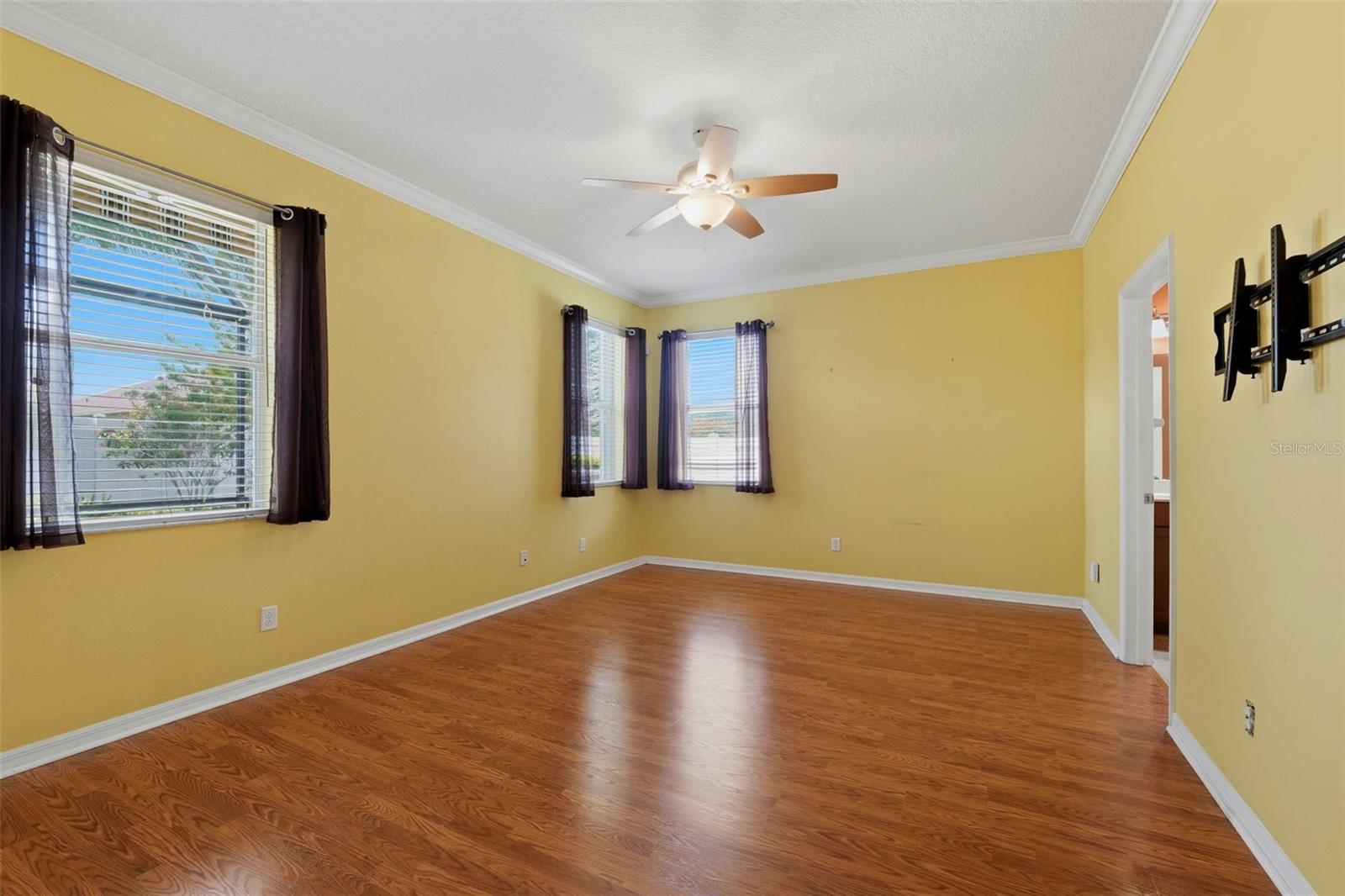 8854 39th Street Cir E Property Photo 19
