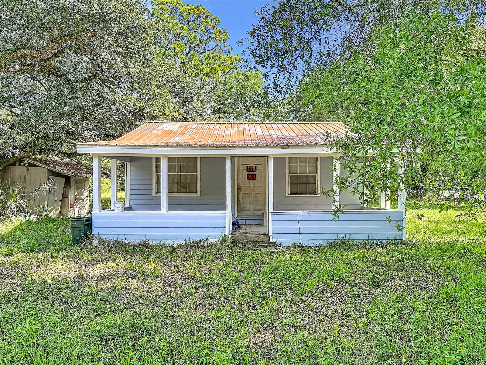 1007 Hawthorn St Property Photo 1
