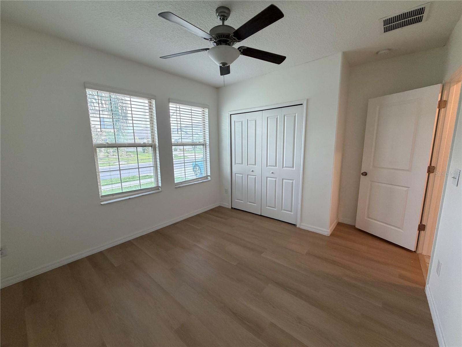 31823 Sun Kettle Loop Property Photo 4