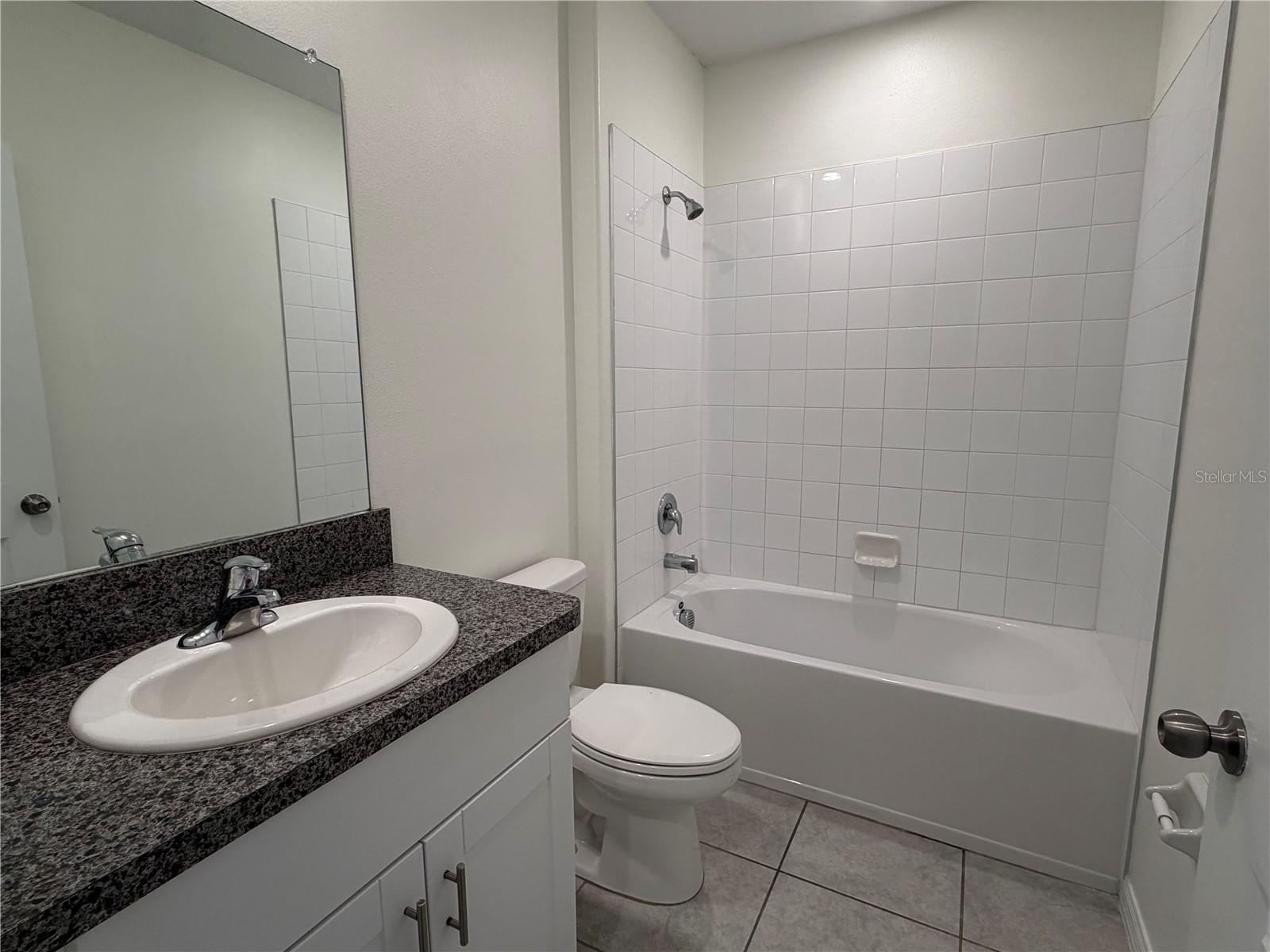 31823 Sun Kettle Loop Property Photo 5