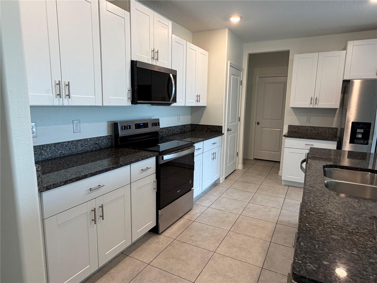 31823 Sun Kettle Loop Property Photo 9