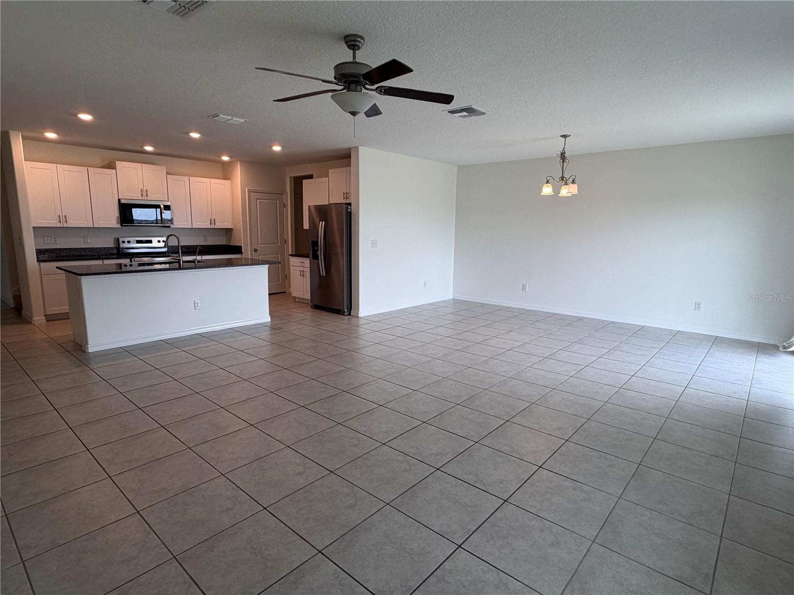 31823 Sun Kettle Loop Property Photo 12