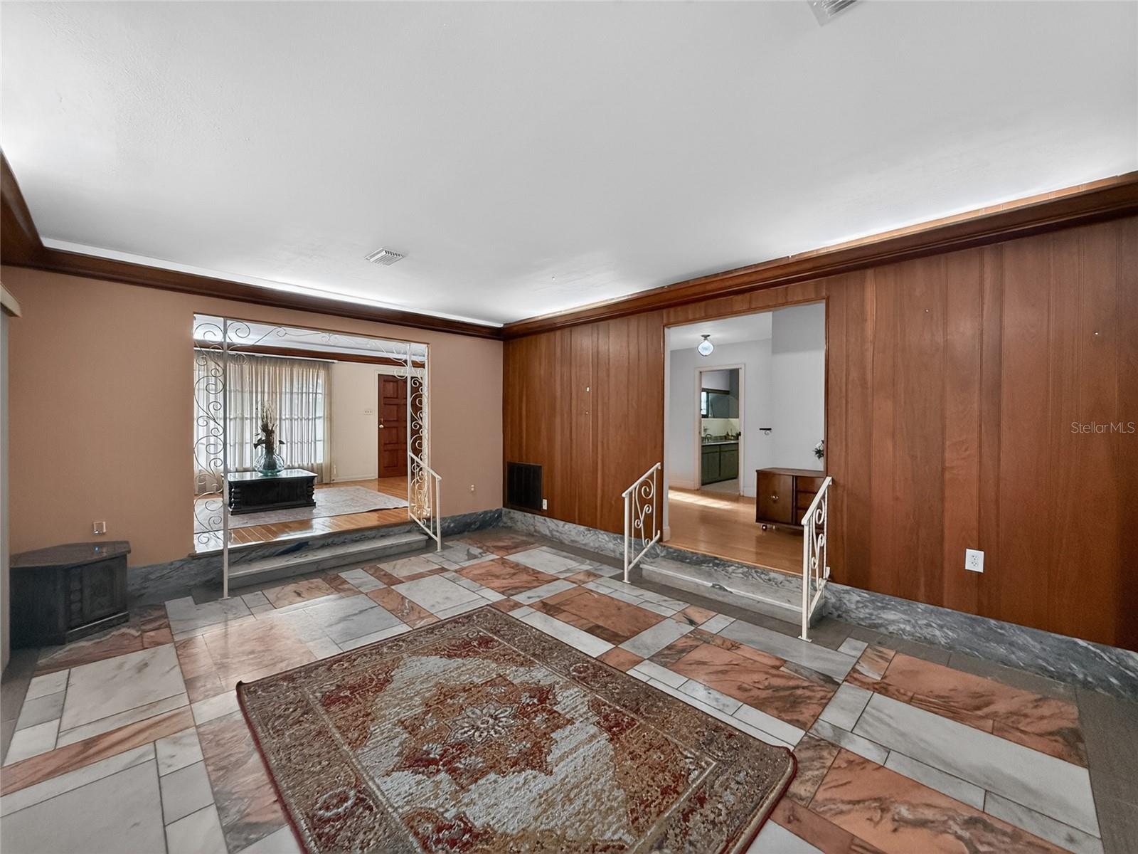 305 N Glen Ave Property Photo 8