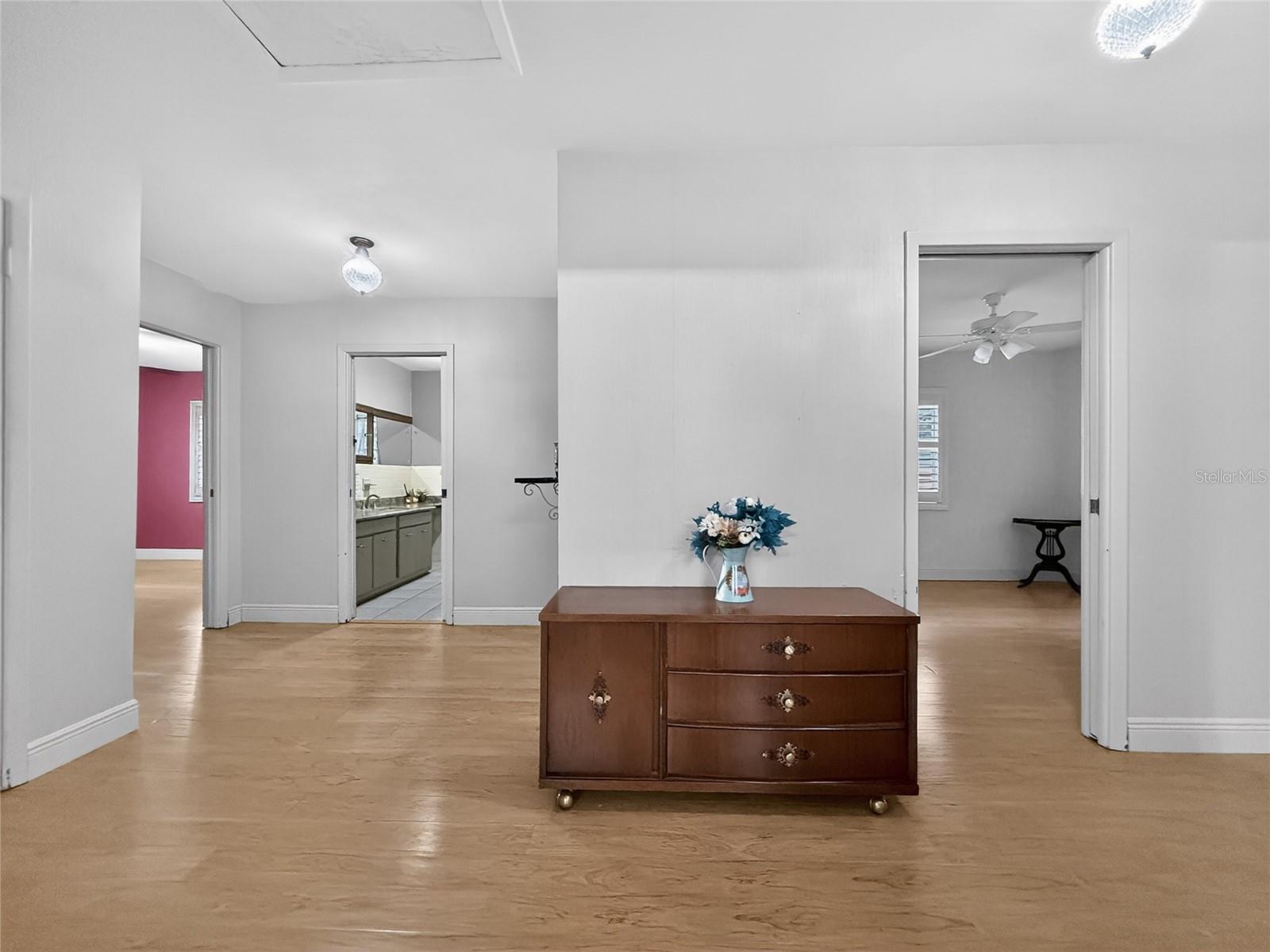 305 N Glen Ave Property Photo 11
