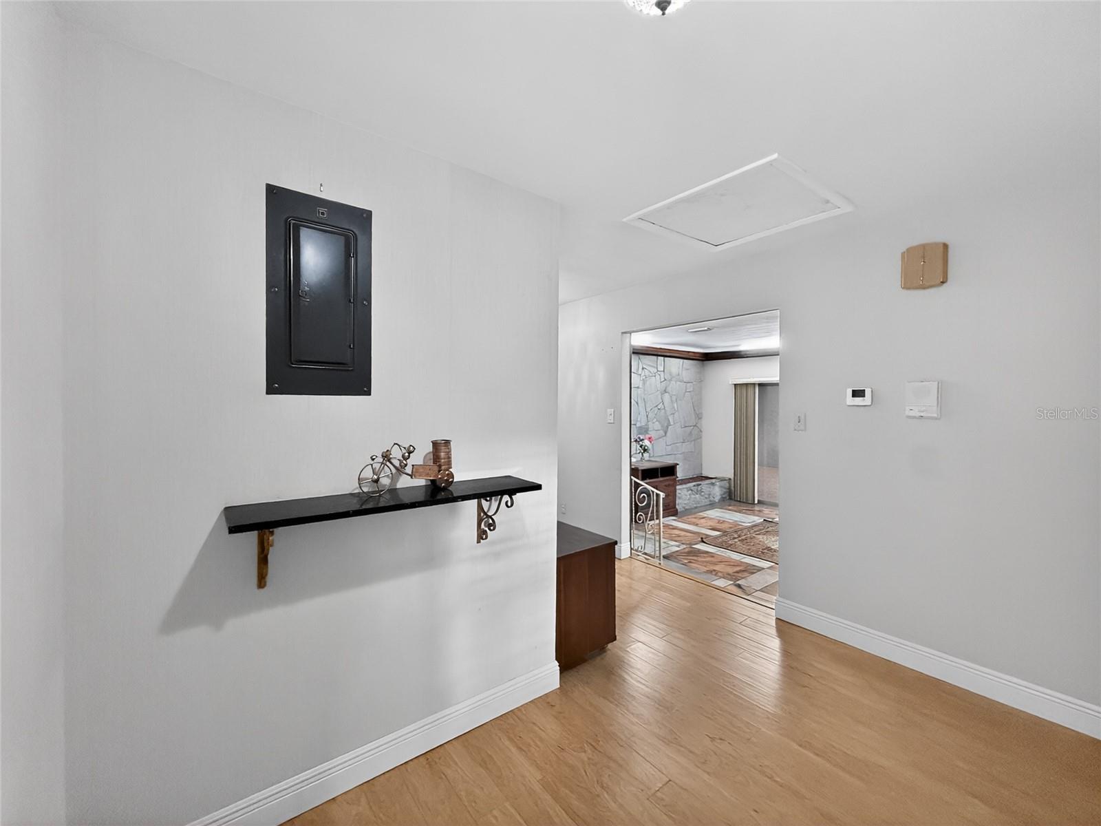 305 N Glen Ave Property Photo 12