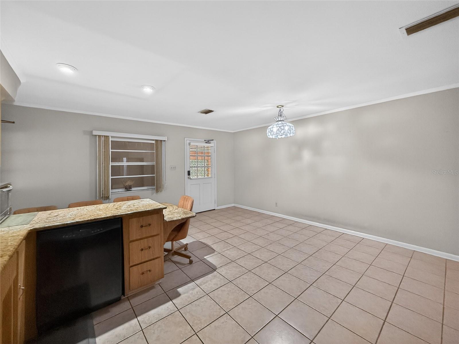 305 N Glen Ave Property Photo 19