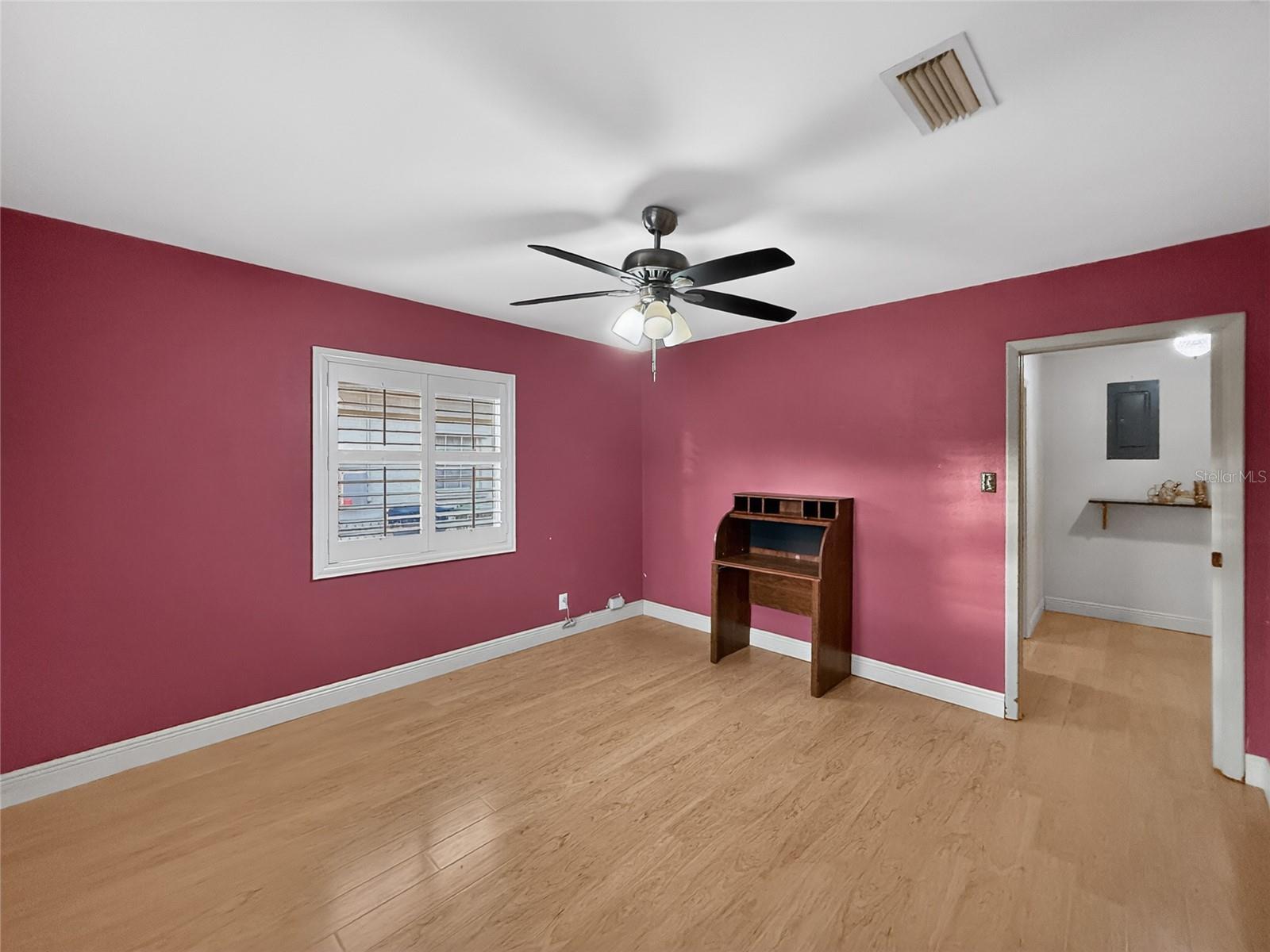305 N Glen Ave Property Photo 28