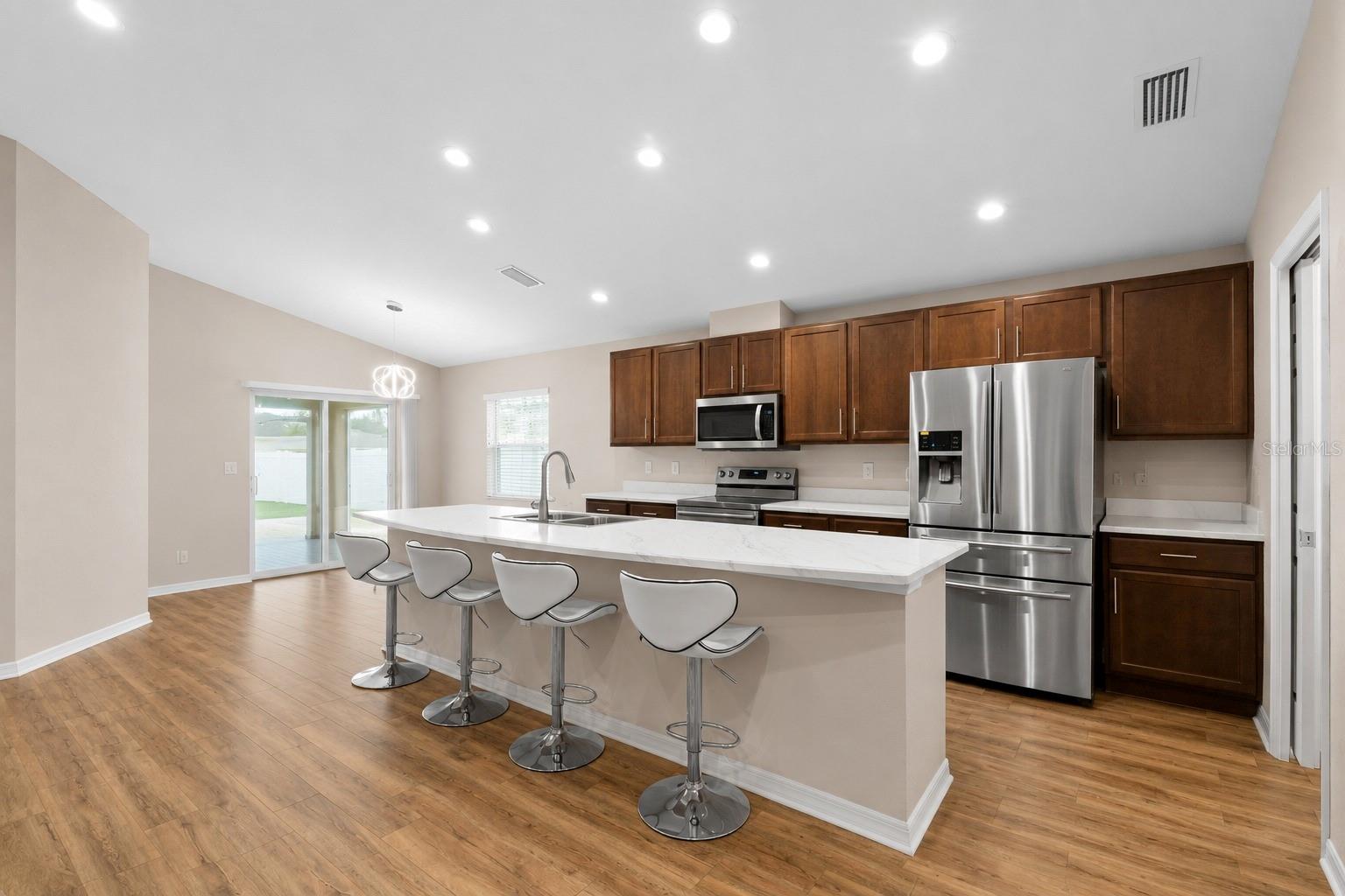 2014 Danes Ct Property Photo 10