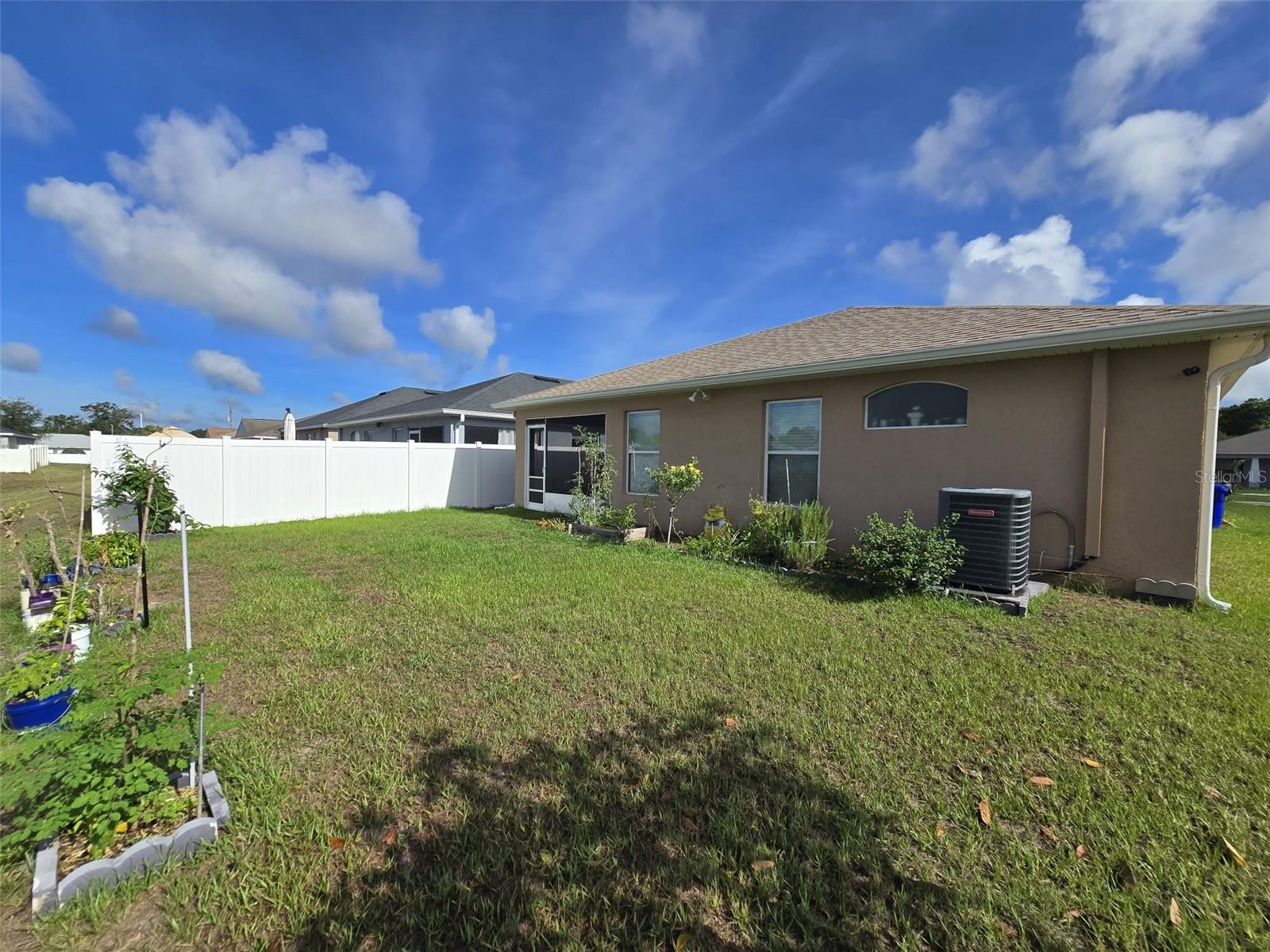 2014 Danes Ct Property Photo 52