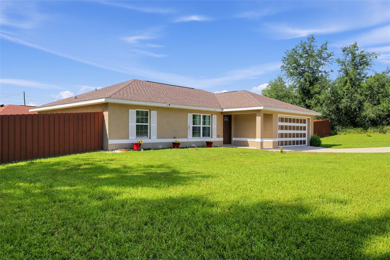 176 Juniper Loop Cir Property Photo 7