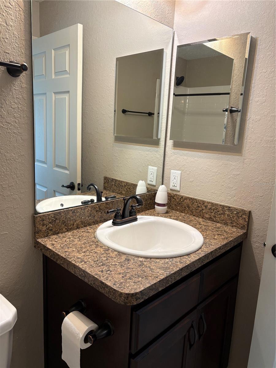 176 Juniper Loop Cir Property Photo 8