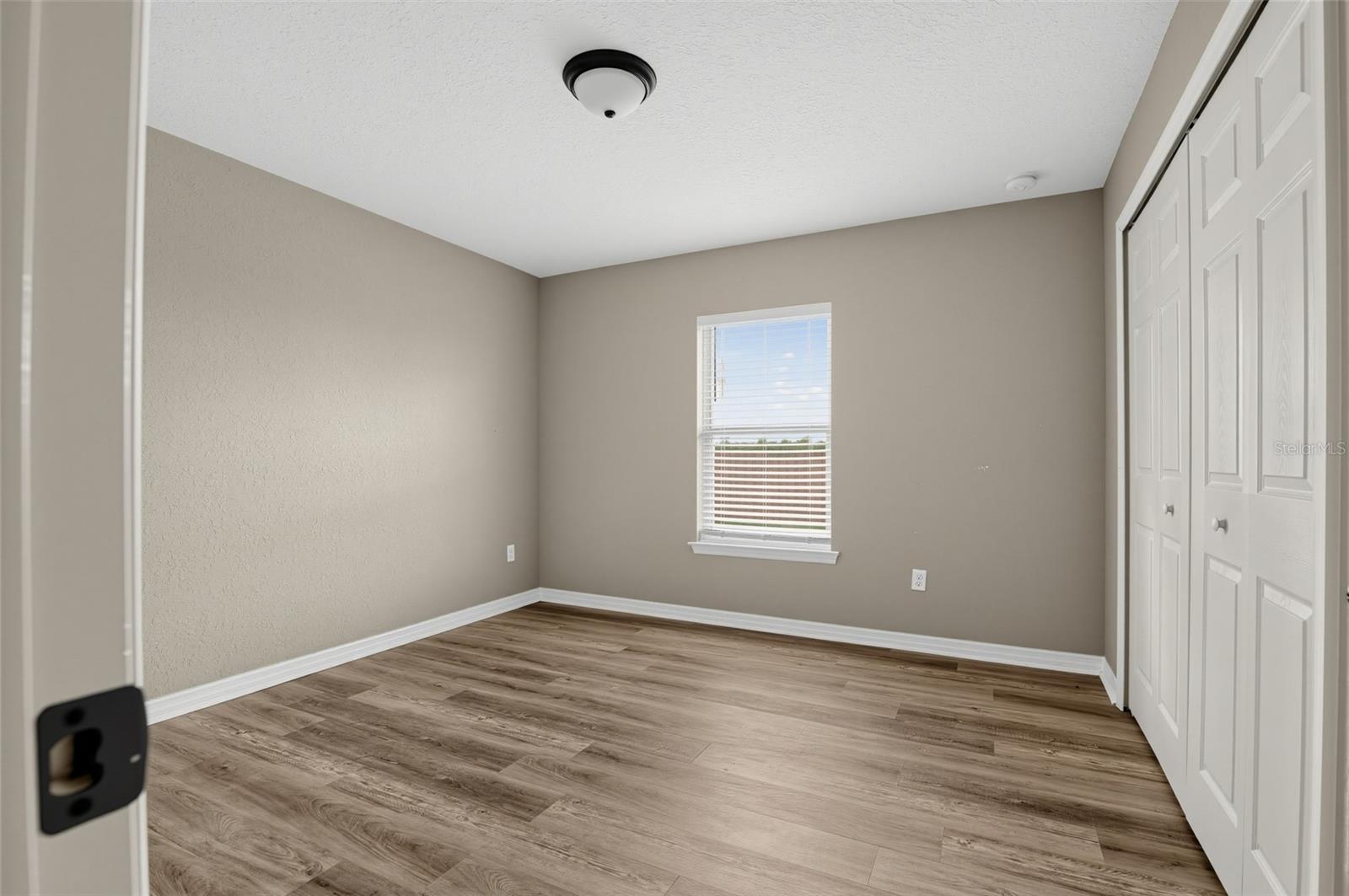 176 Juniper Loop Cir Property Photo 16