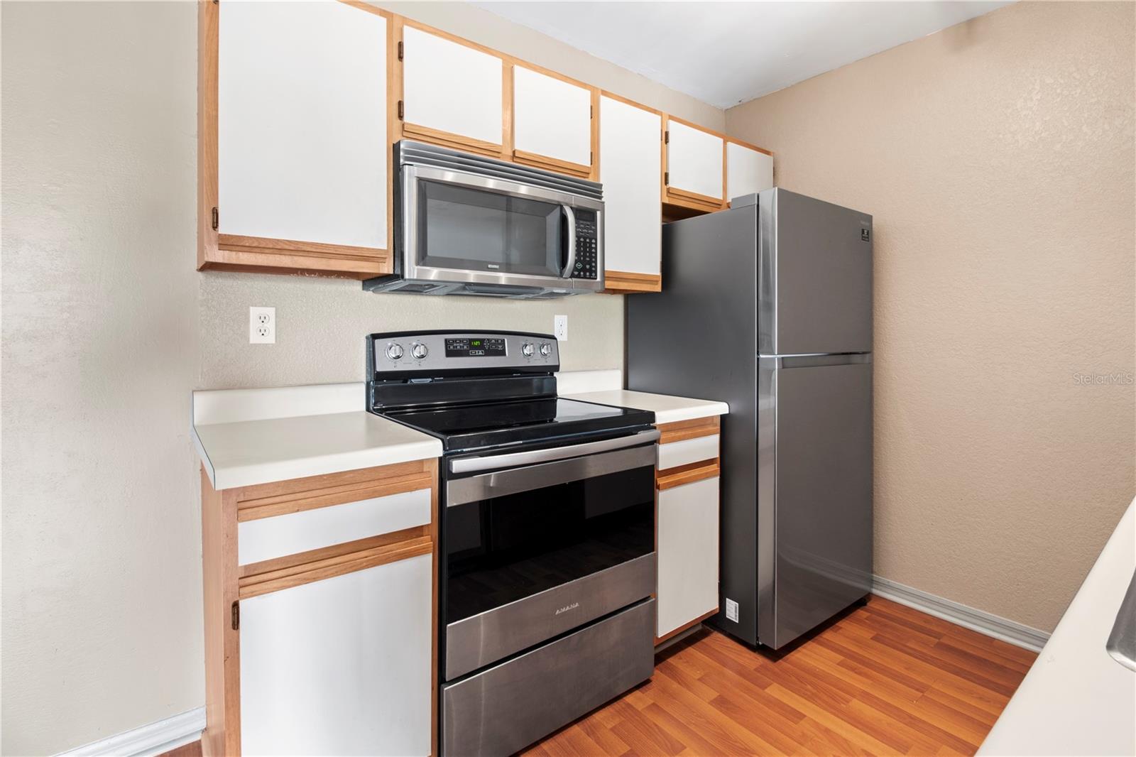 TB8513534 Property Photo 12