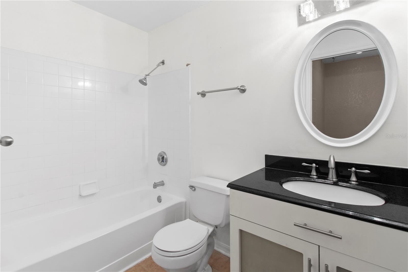 TB8513534 Property Photo 19