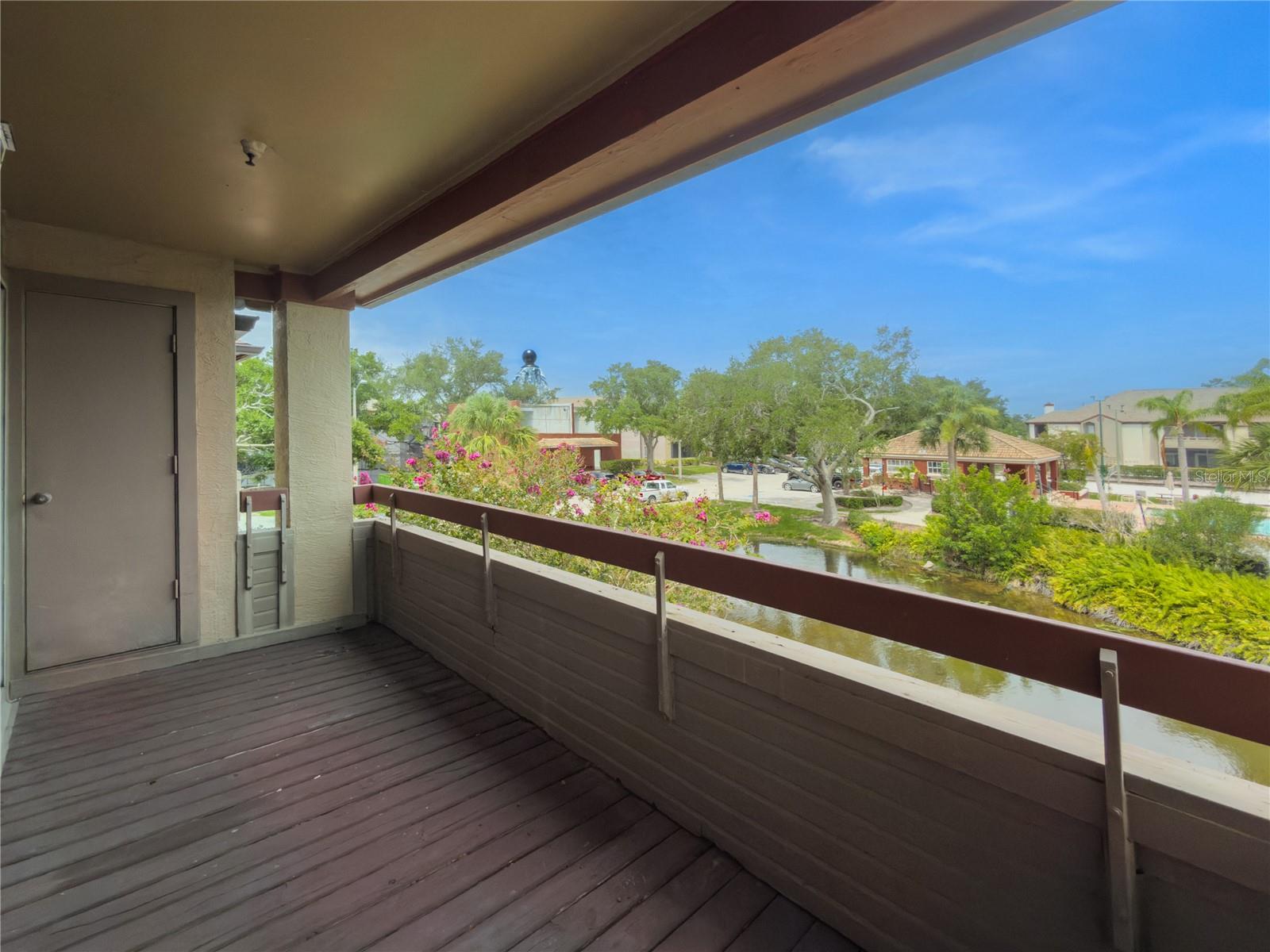 TB8513534 Property Photo 24