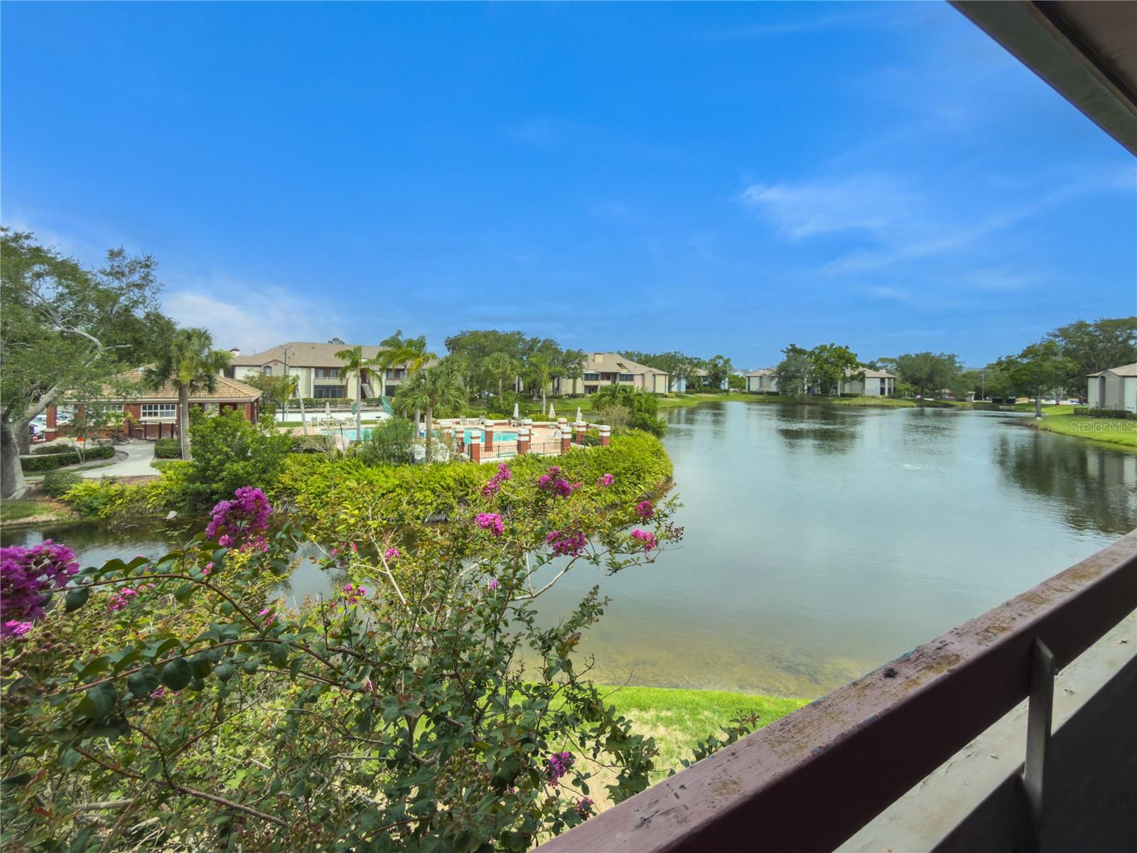 TB8513534 Property Photo 27
