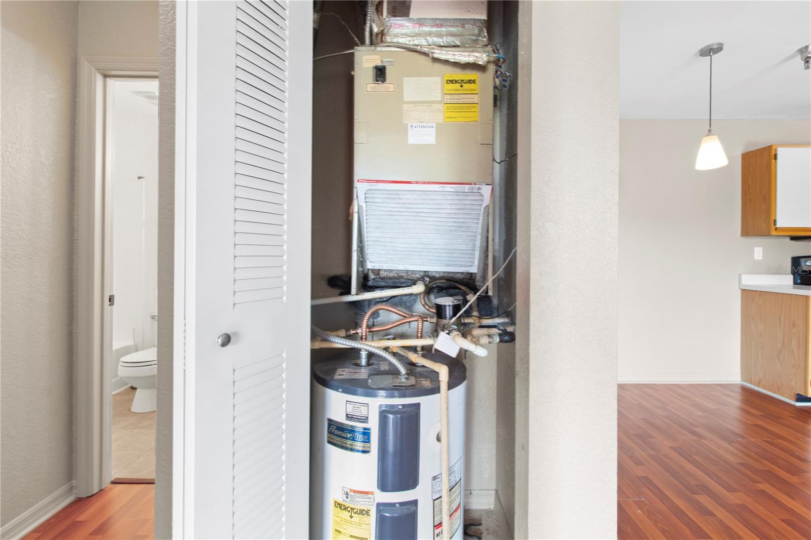 TB8513534 Property Photo 29