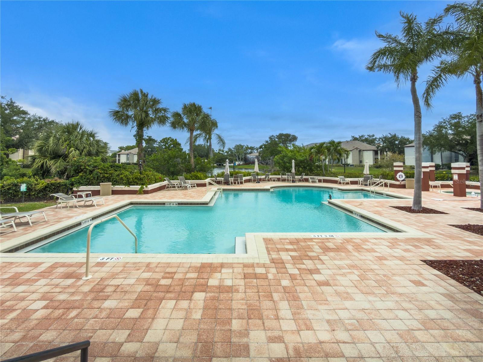 TB8513534 Property Photo 39