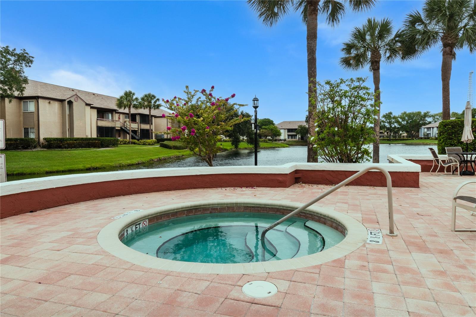 TB8513534 Property Photo 43