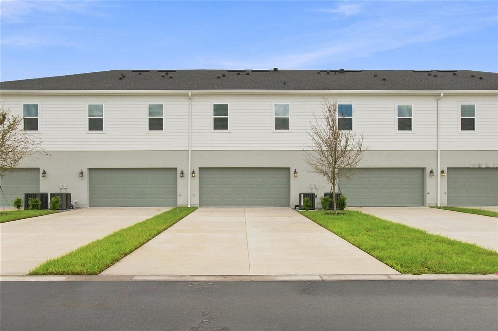 5592 Coopers Hawk Ct Property Photo 24