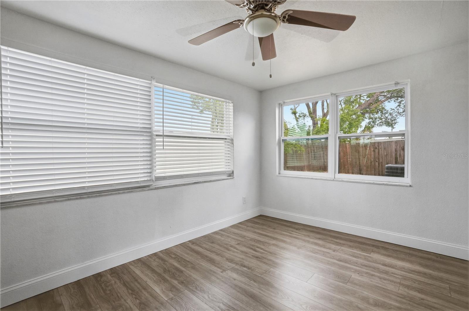 3301 Rosefield Dr Property Photo 21