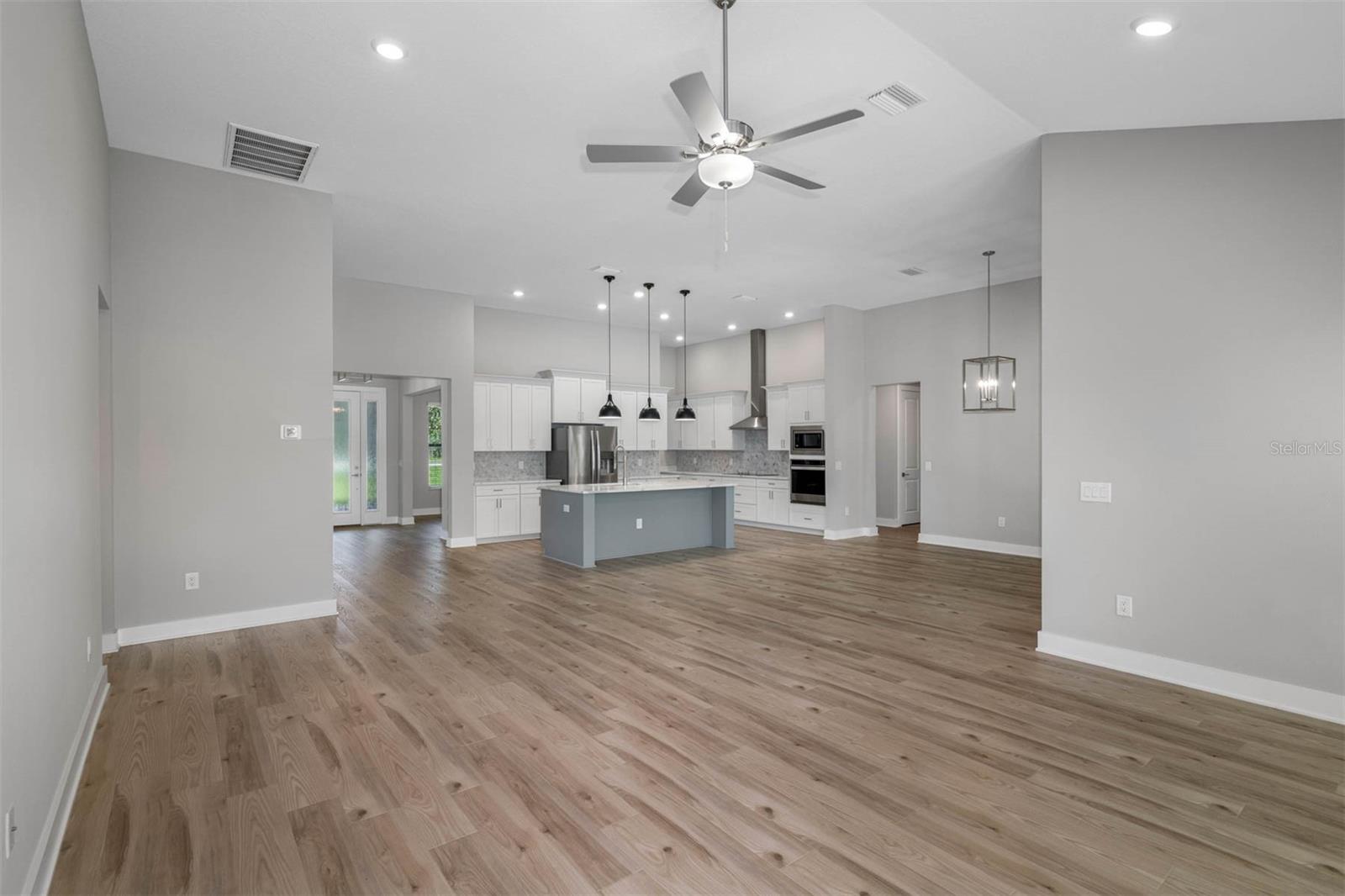 13063 Oldenburg Dr Property Photo 6