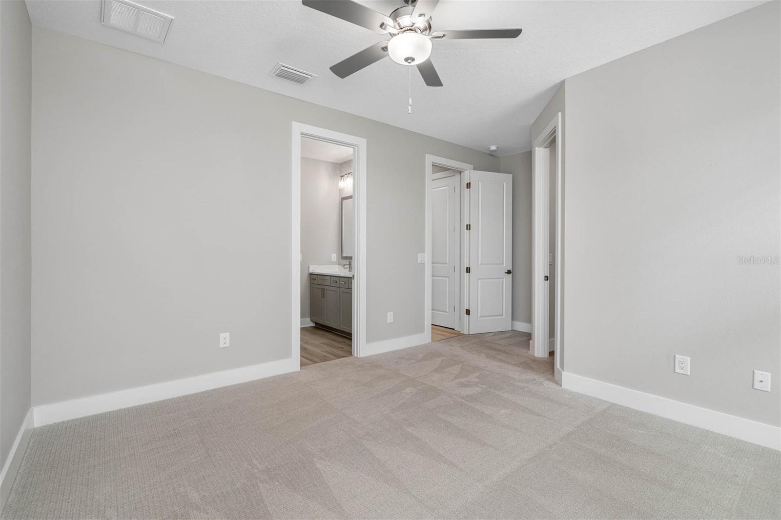 13063 Oldenburg Dr Property Photo 10