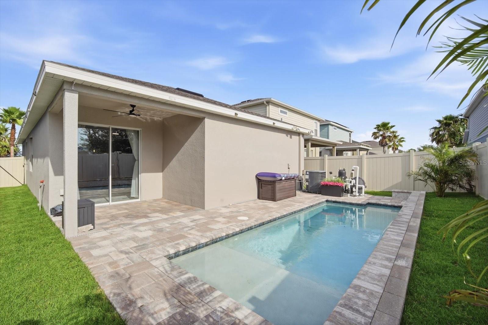 12261 Blue Pacific Dr Property Photo 3