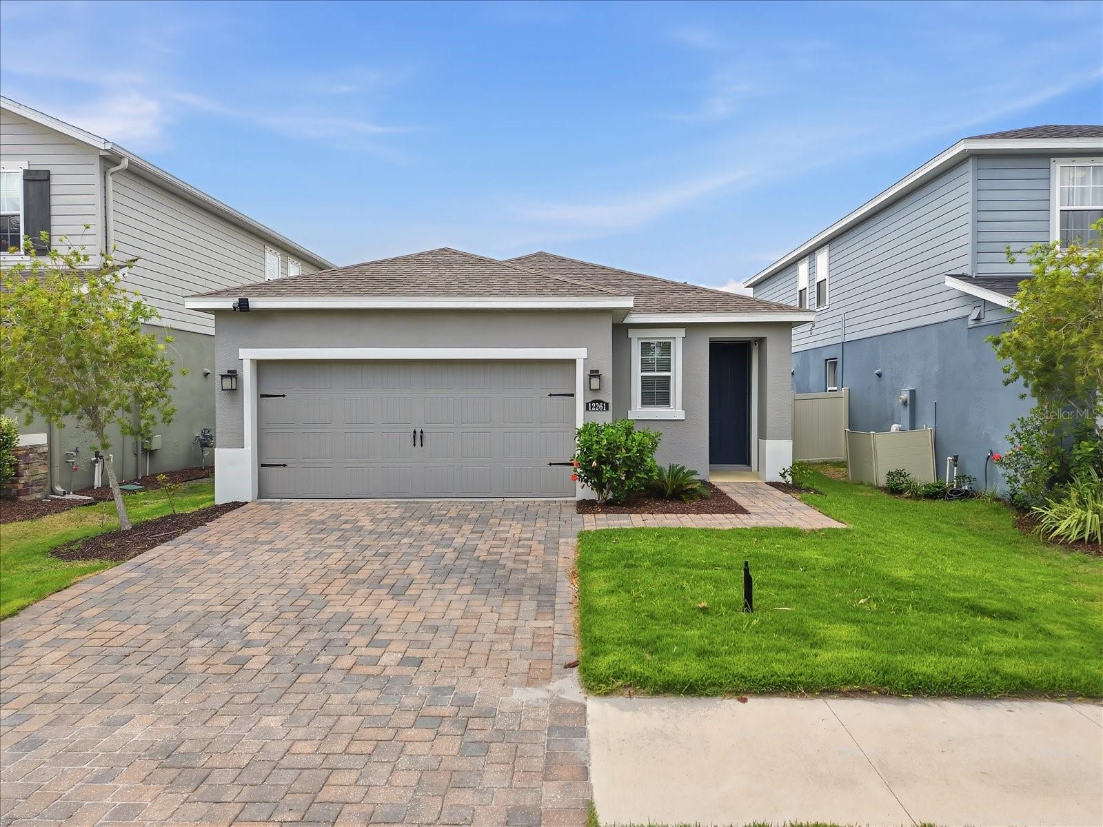 12261 Blue Pacific Dr Property Photo 4