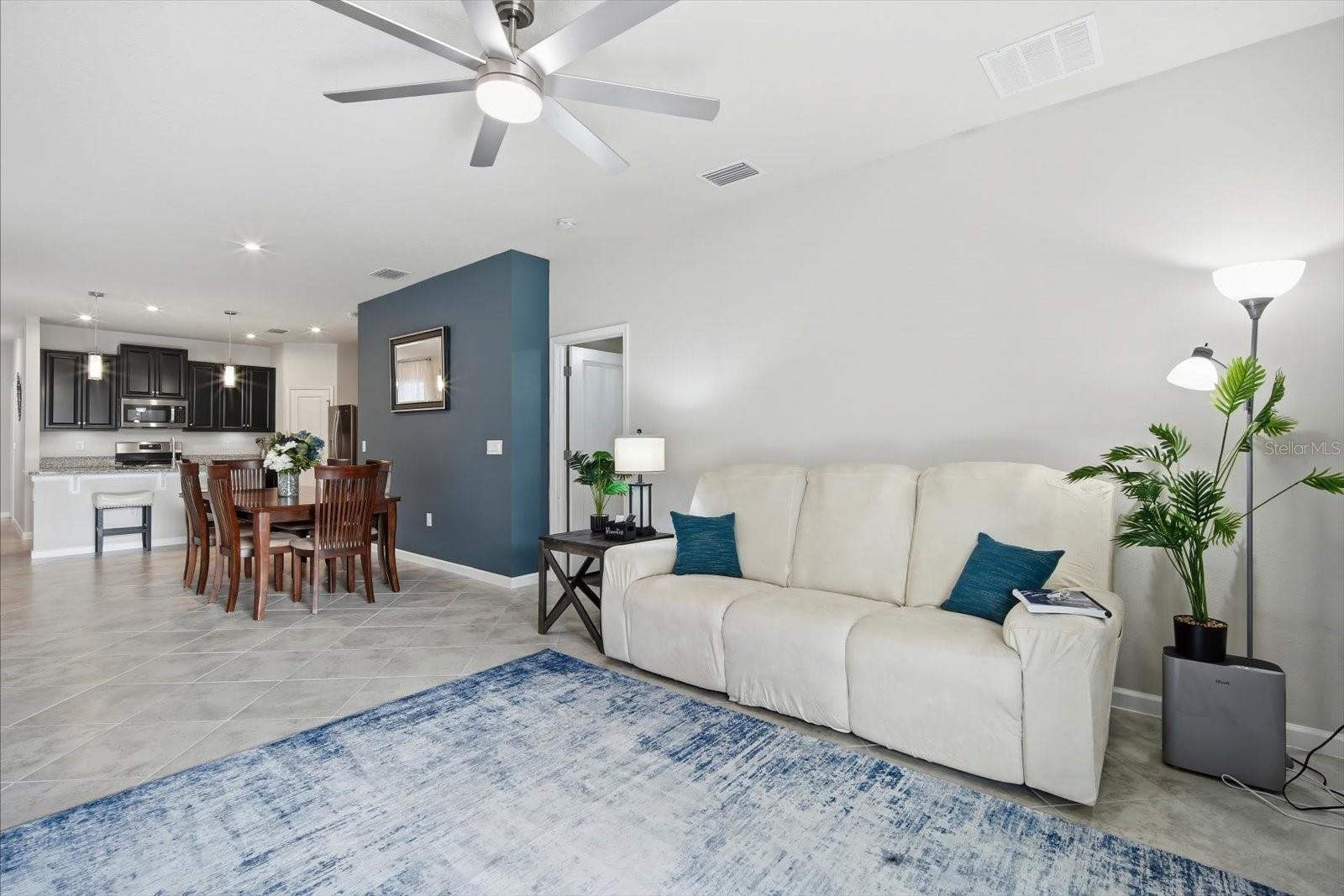 12261 Blue Pacific Dr Property Photo 19