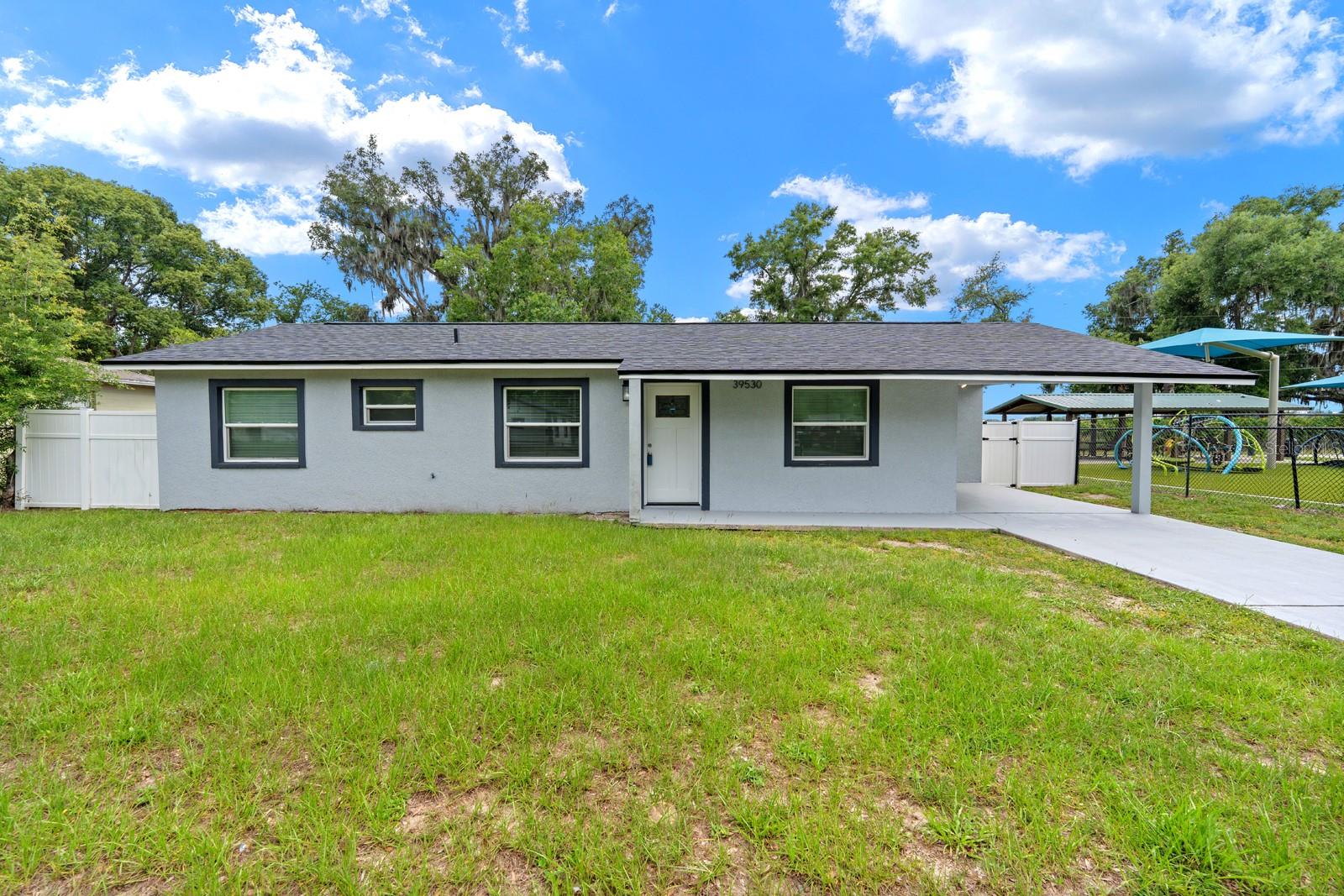 39530 LINCOLN AVE Property Photo 1