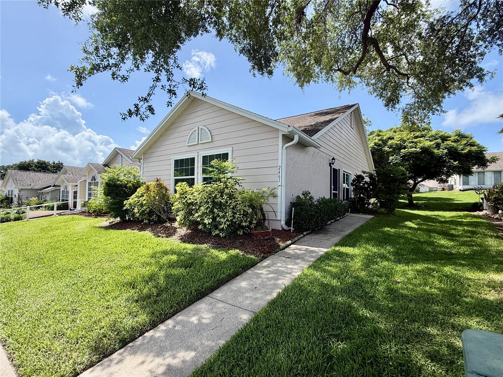 2461 BENTLEY DR Property Photo 1