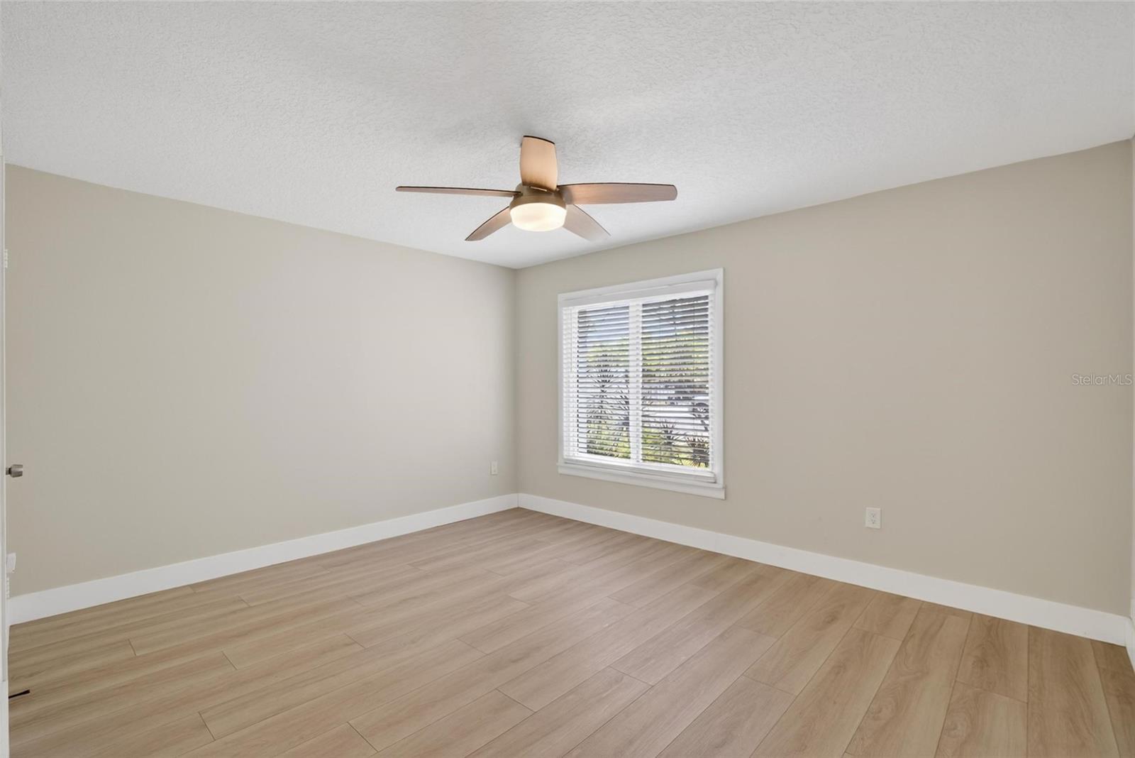 3795 41st Ln S #a Property Photo 11