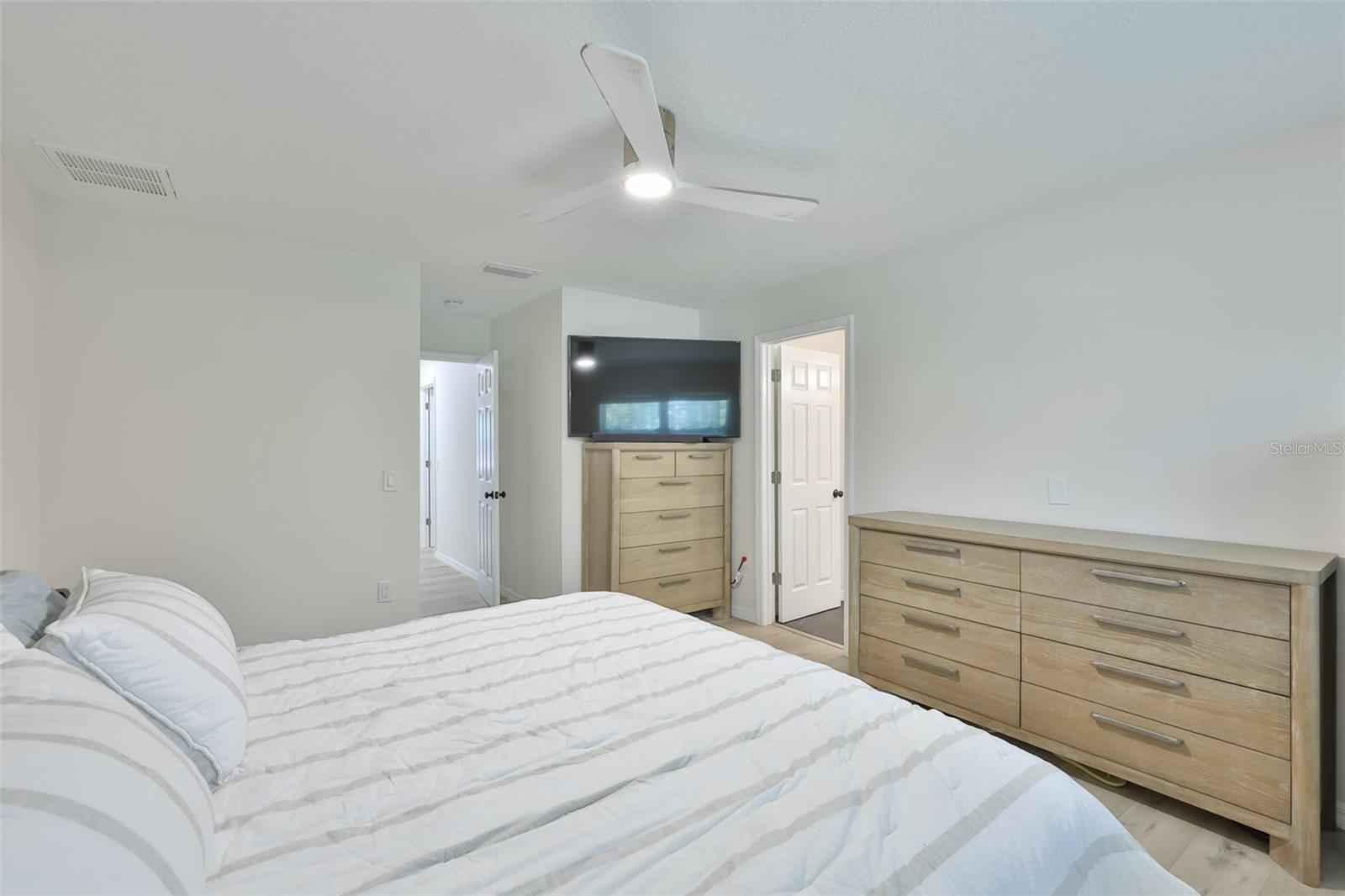 1578 Indian Bay Rd Property Photo 25