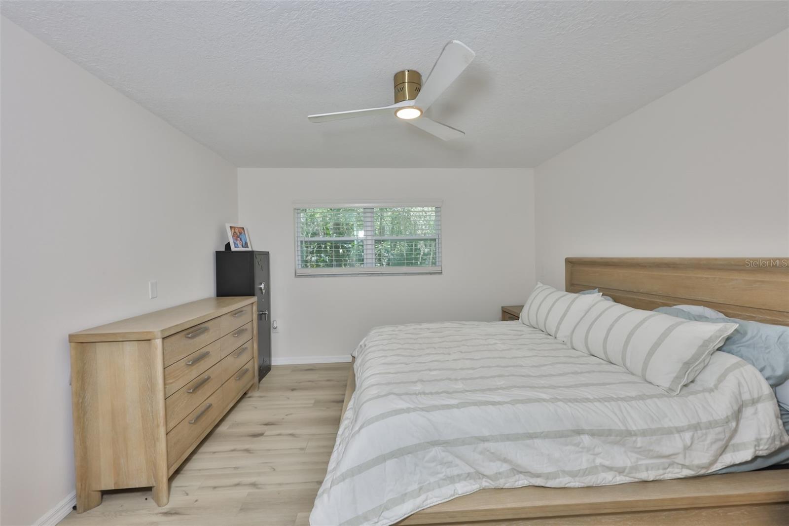 1578 Indian Bay Rd Property Photo 27