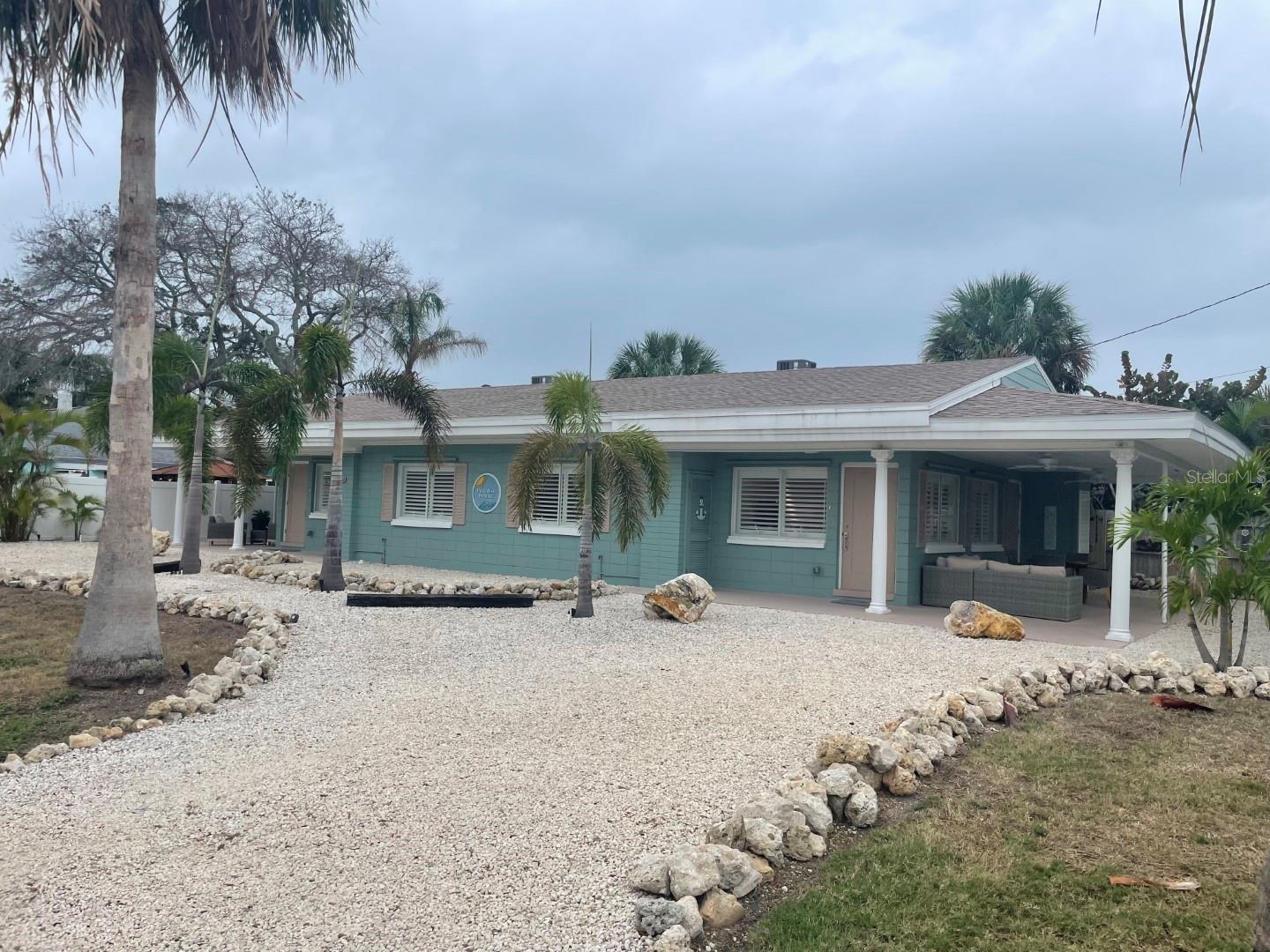 720 E GULF BLVD #B Property Photo 1