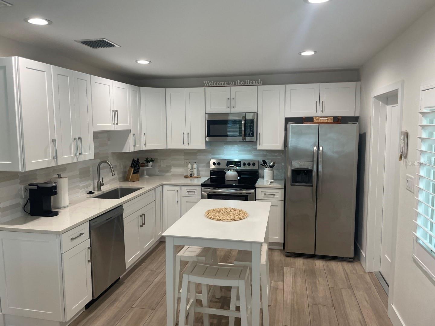 720 E Gulf Blvd #b Property Photo 8