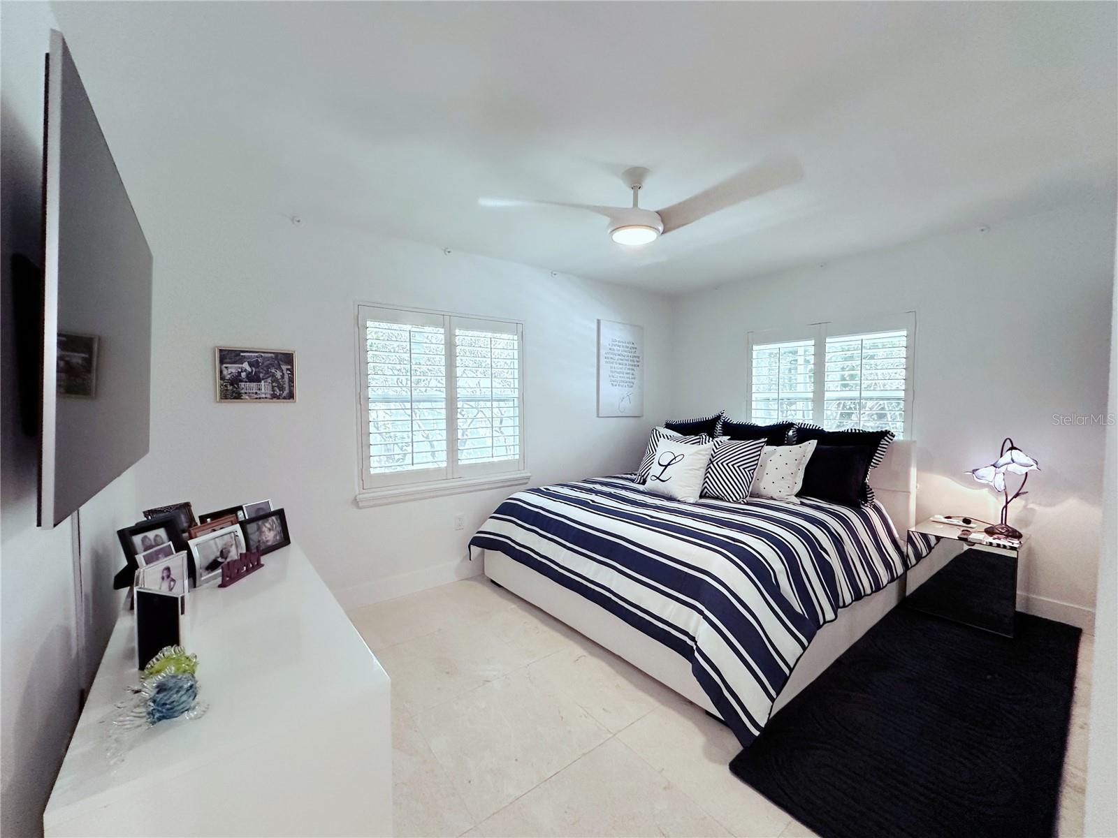 155 112th Ave #a Property Photo 24