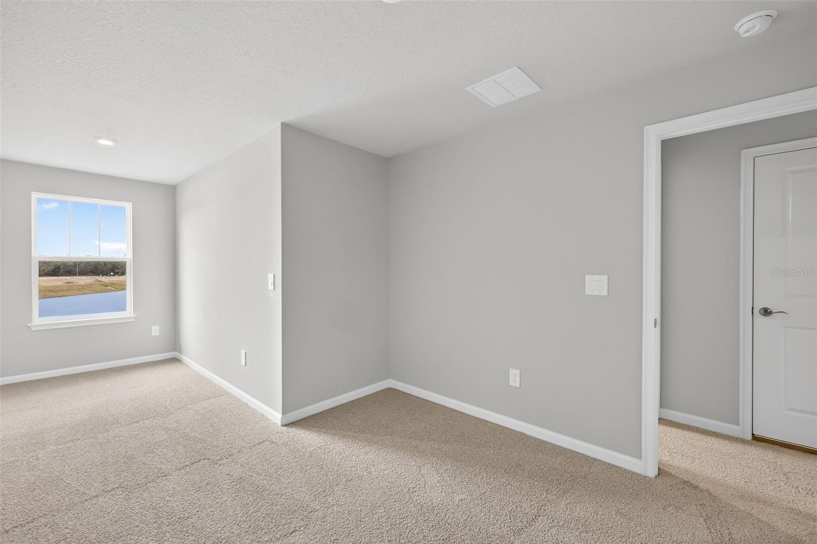 9187 Aurelia Ave Property Photo 13