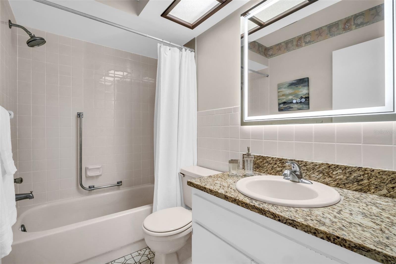 3472 Maclaren Dr Property Photo 26