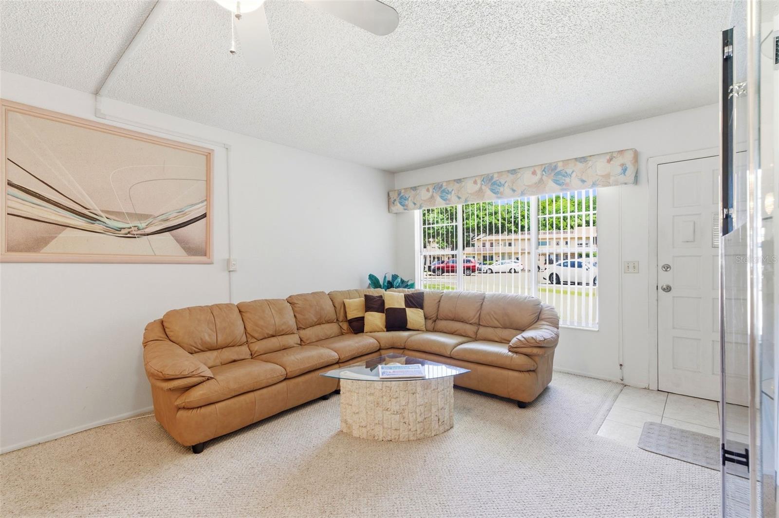 2386 Sumatran Way #14 Property Photo 6