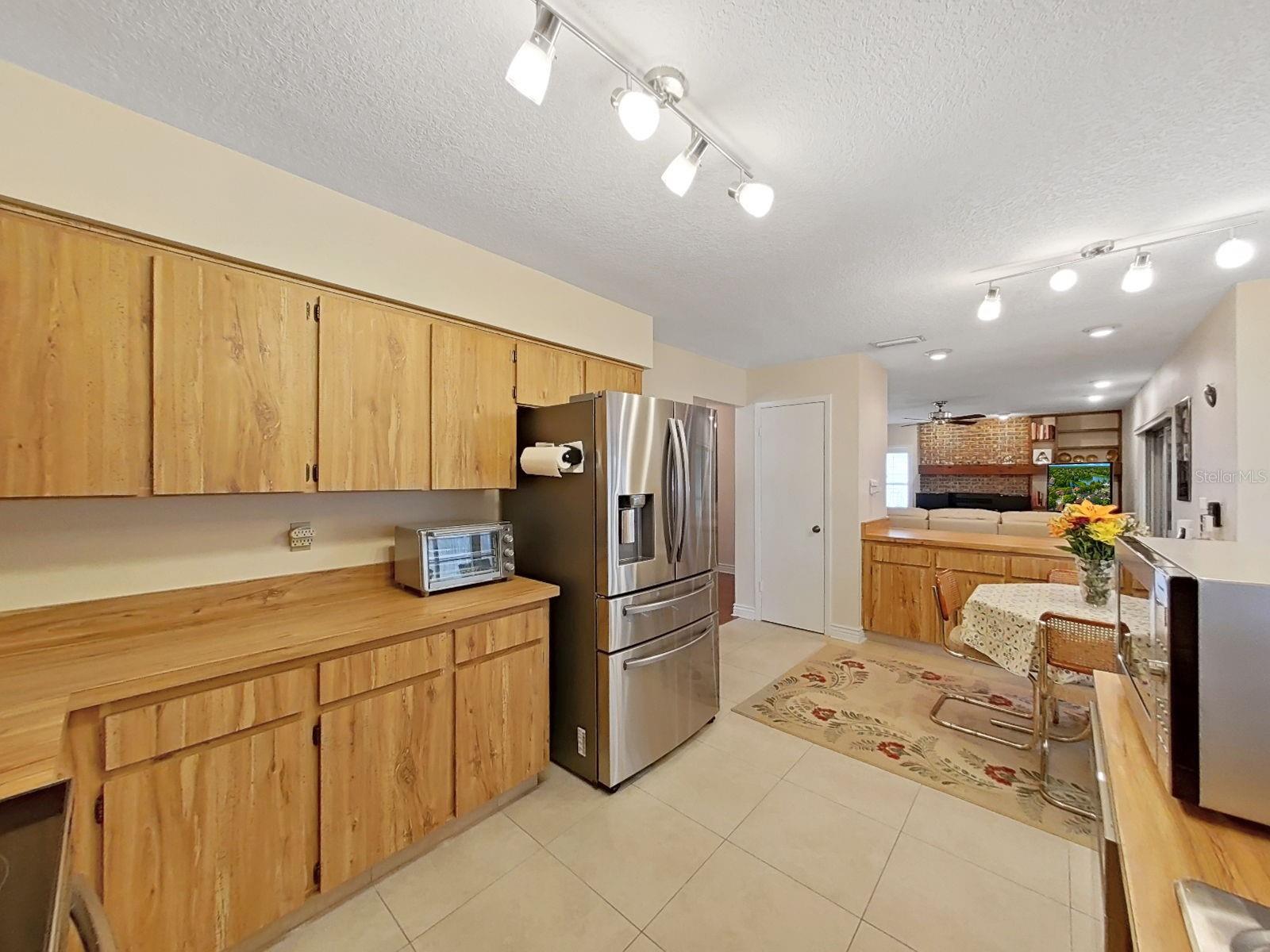 1367 Corner Oaks Dr Property Photo 11
