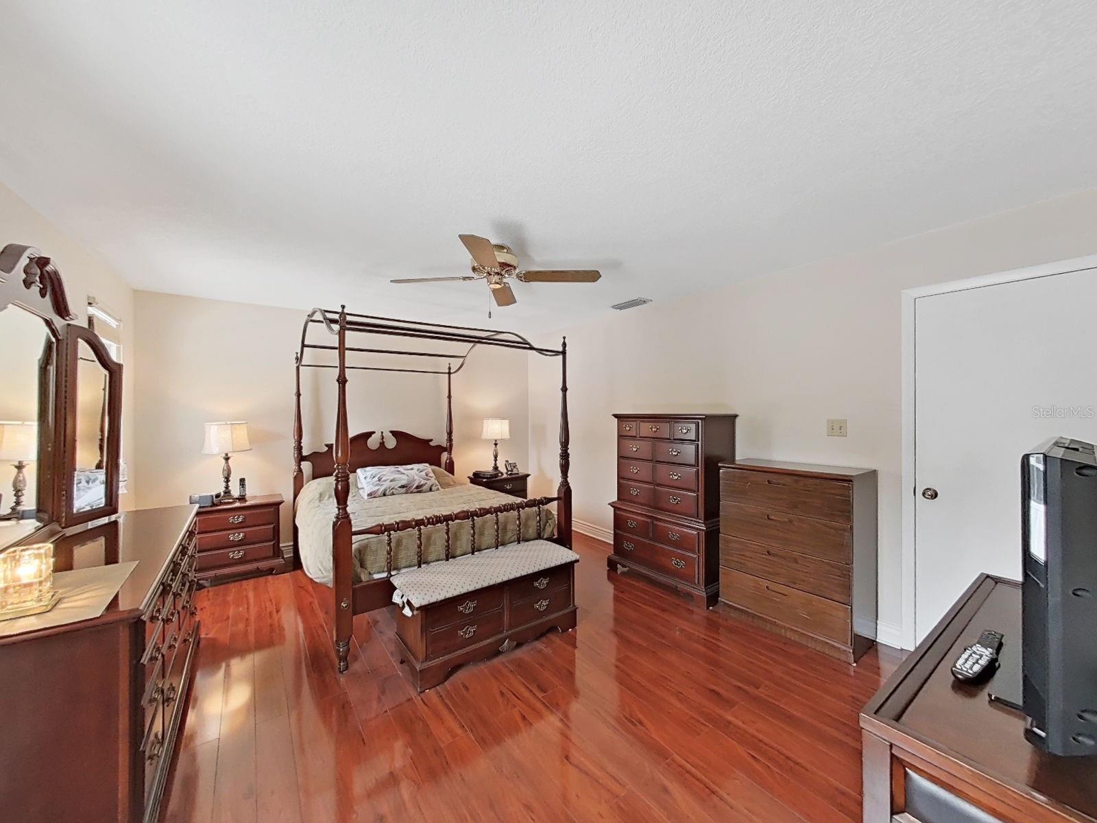 1367 Corner Oaks Dr Property Photo 14