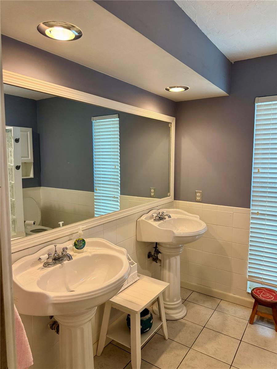 17109 Rainbow Terrace Property Photo 8