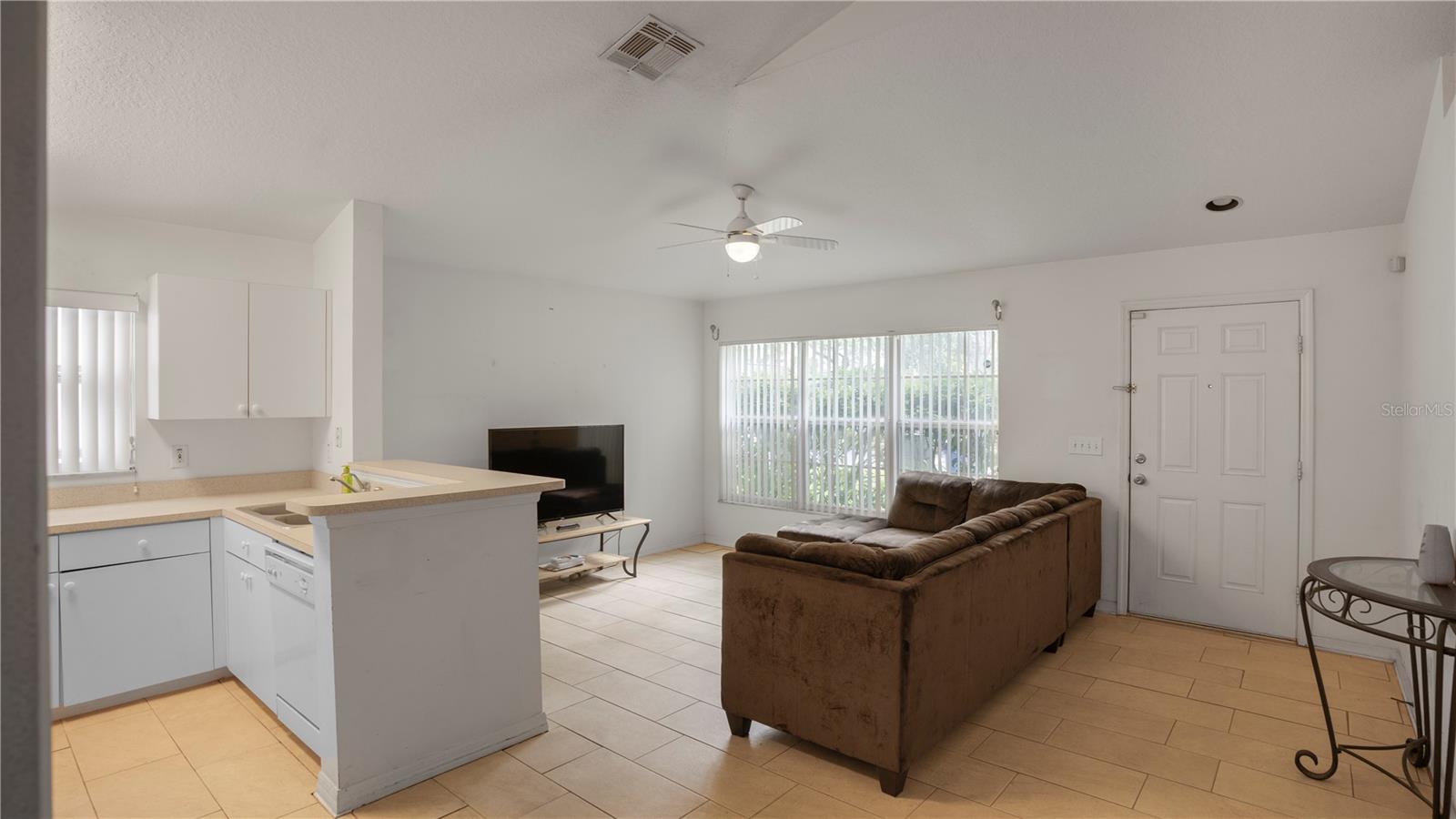15120 Deer Meadow Dr Property Photo 9
