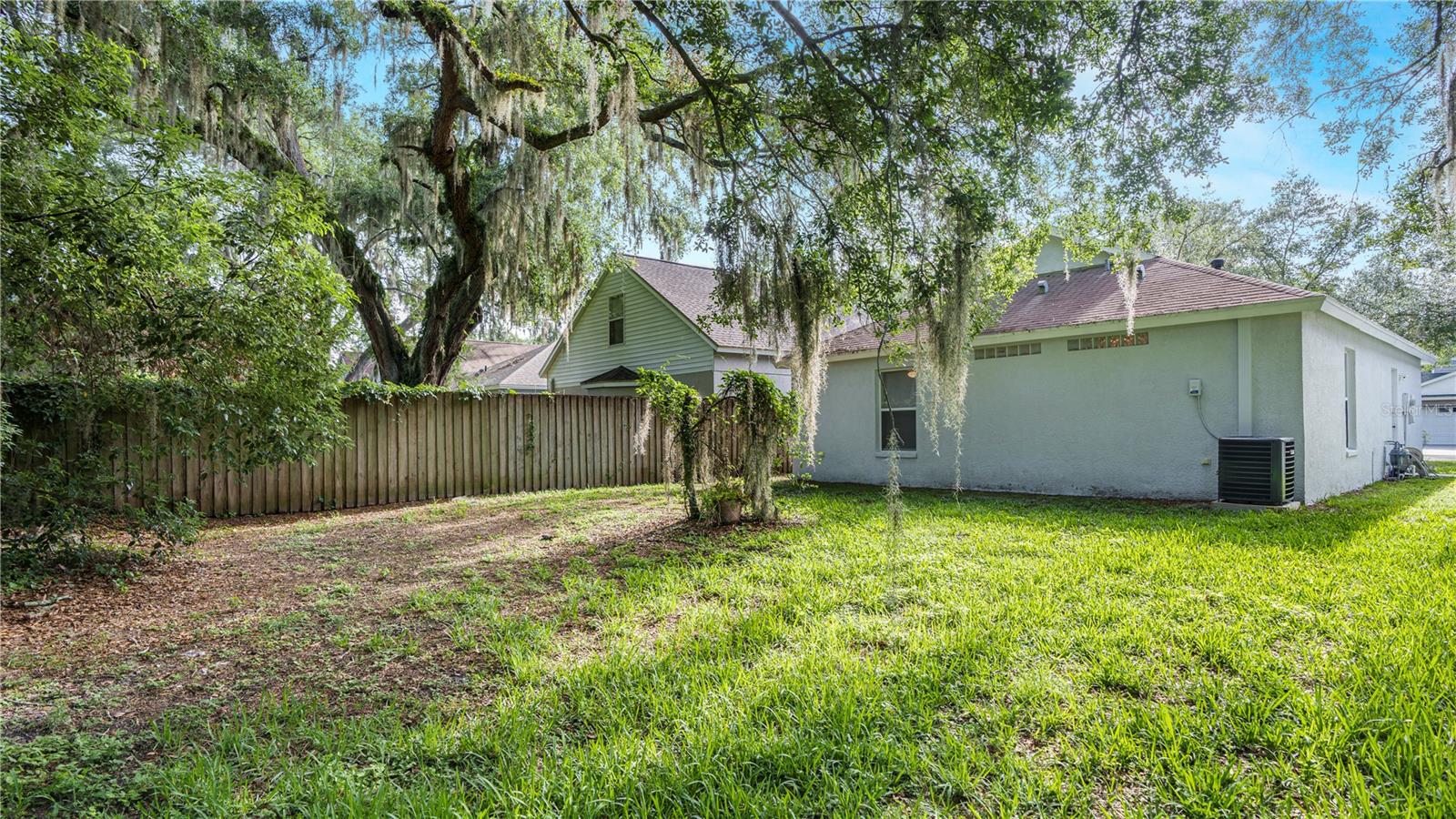 15120 Deer Meadow Dr Property Photo 22
