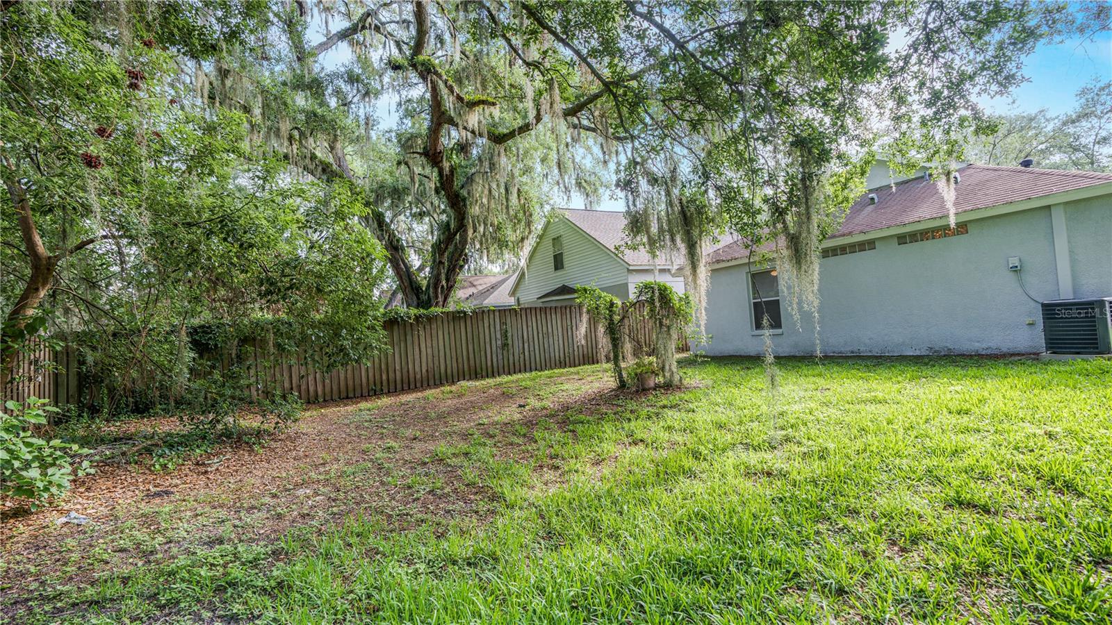 15120 Deer Meadow Dr Property Photo 24